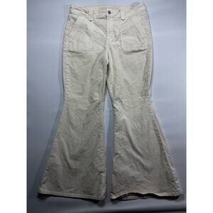 American Eagle Women's Festival Flare Cream Corduroy Pants - Size 14S (34x28.5)